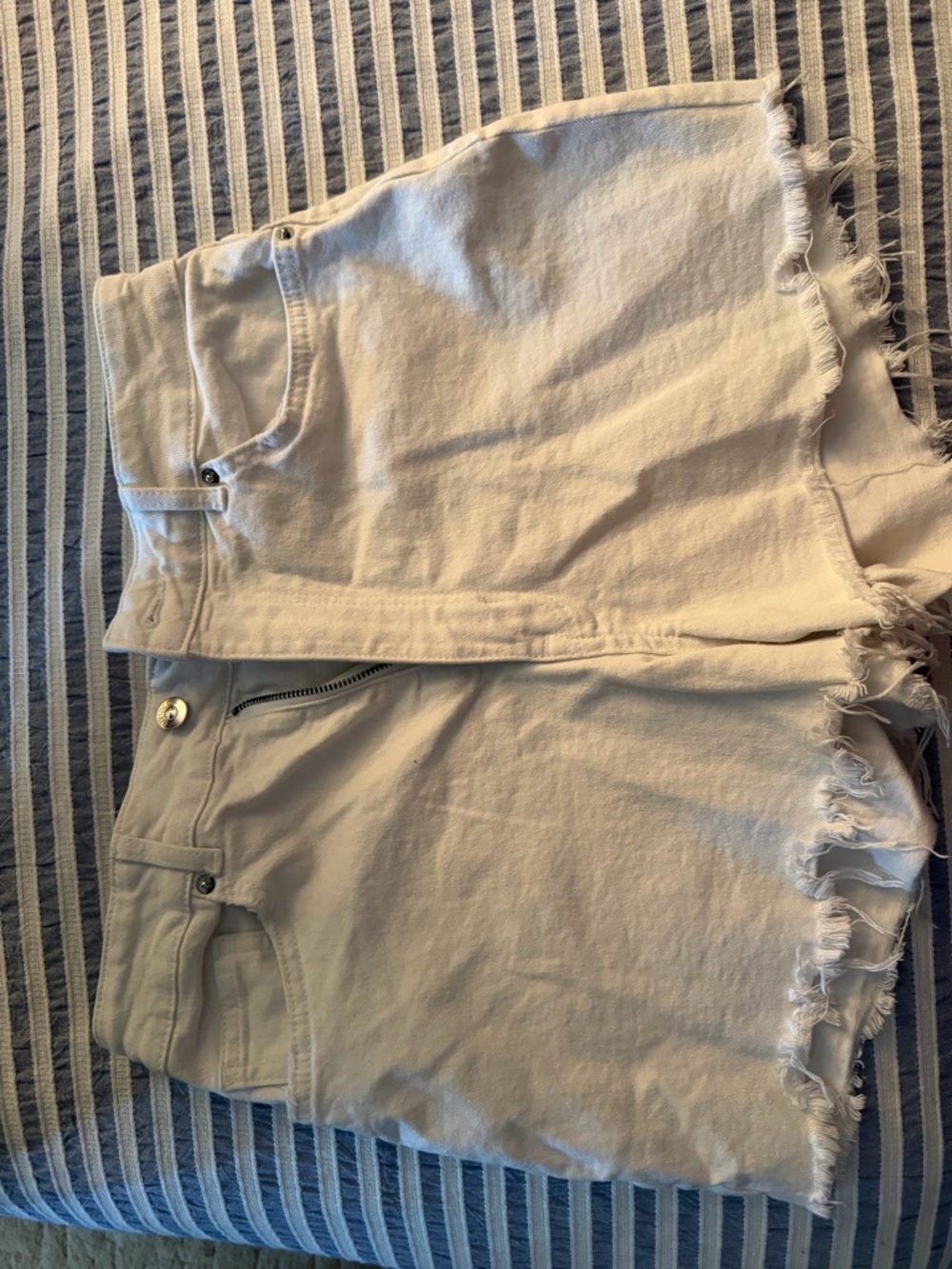 H&M Cream High-Rise Frayed Hem Denim Shorts